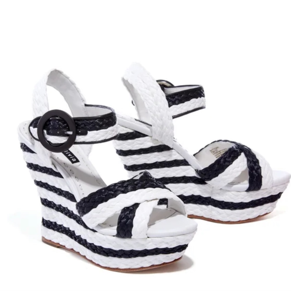 New Alice and Olivia Josiey sandal